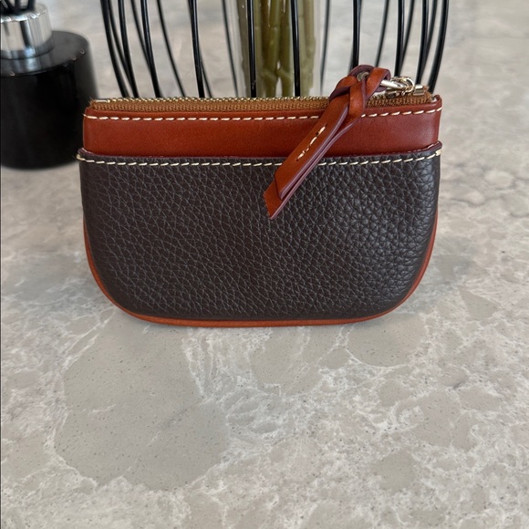 Dooney & Bourke pebble grain coin case - Picture 3 of 6